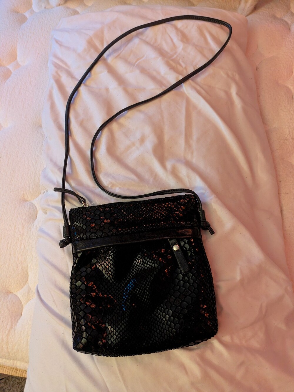 Pietro Allesandro New York Sleek Black Cross Body Bag - Picture 2 of 5